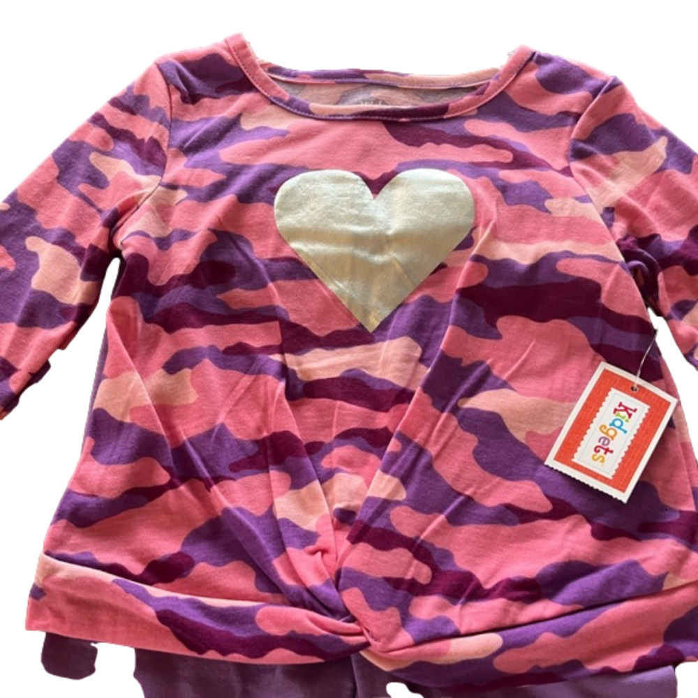 Camo heart girls 2 piece set. NWT, size 24months. - Picture 2 of 4